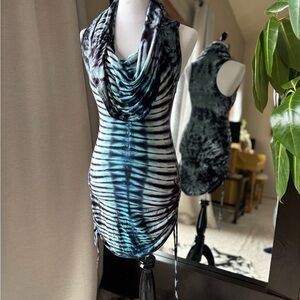 The Huntress Cinch Dress – Size Small
✨ Versatile • Effortless • Eco-Chic ✨